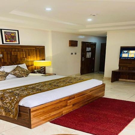 Qualibest Grand Hotels Abuja Dış mekan fotoğraf