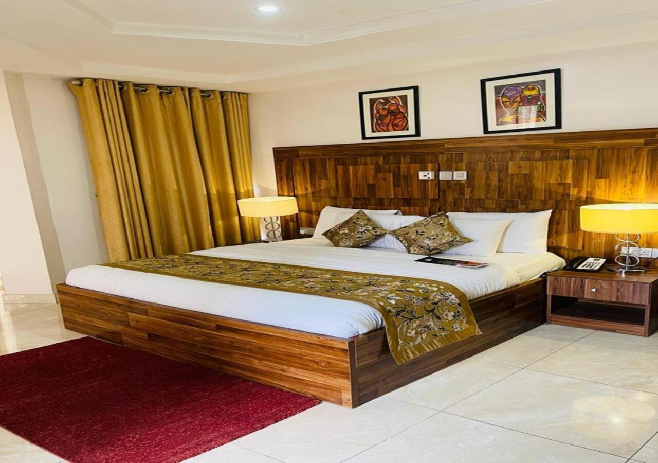 Qualibest Grand Hotels Abuja Dış mekan fotoğraf