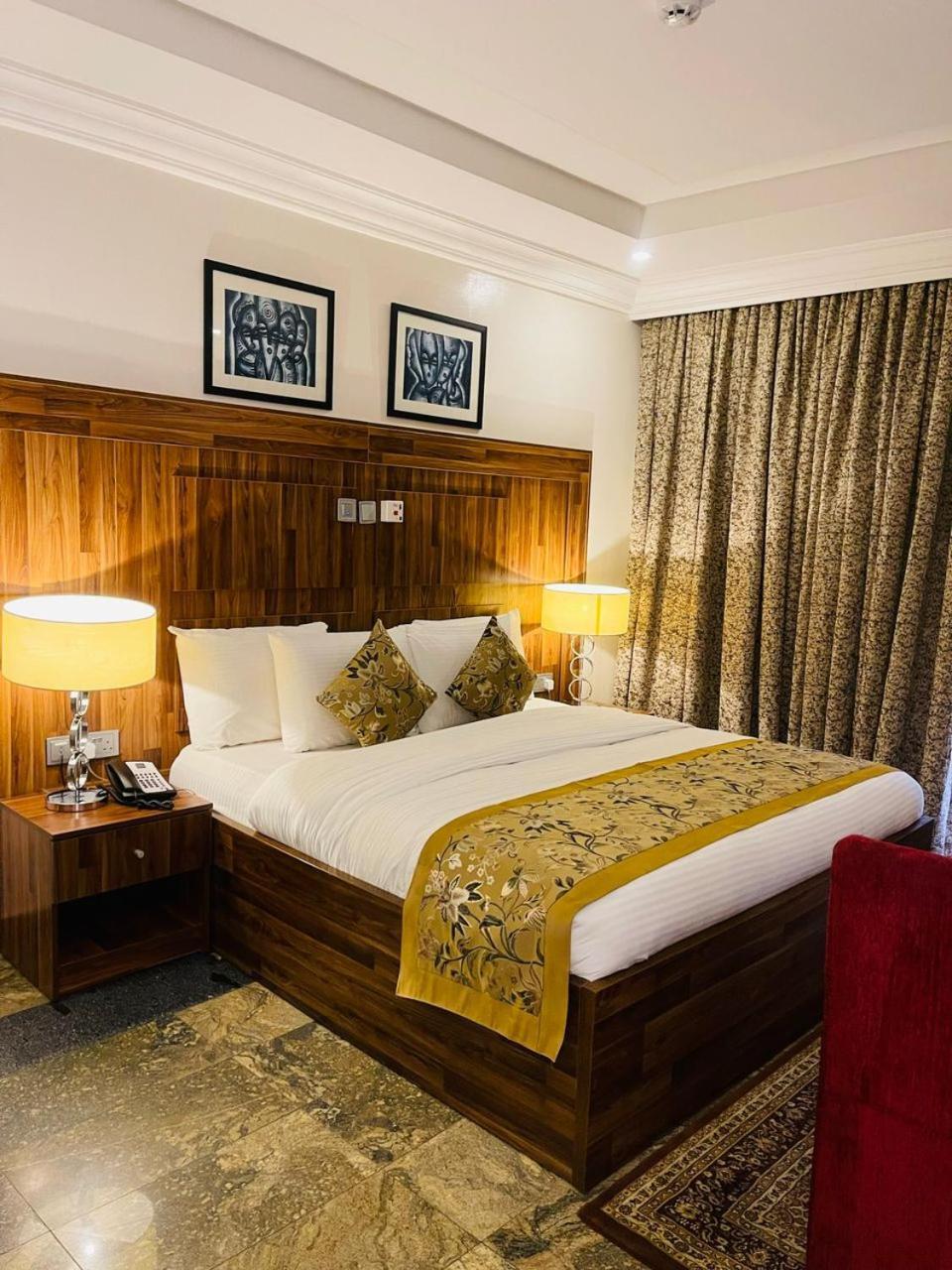Qualibest Grand Hotels Abuja Dış mekan fotoğraf