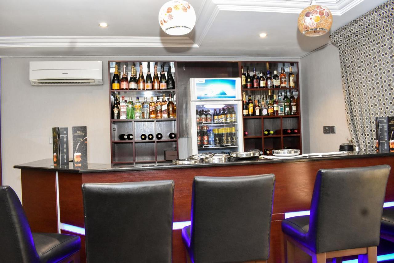 Qualibest Grand Hotels Abuja Dış mekan fotoğraf