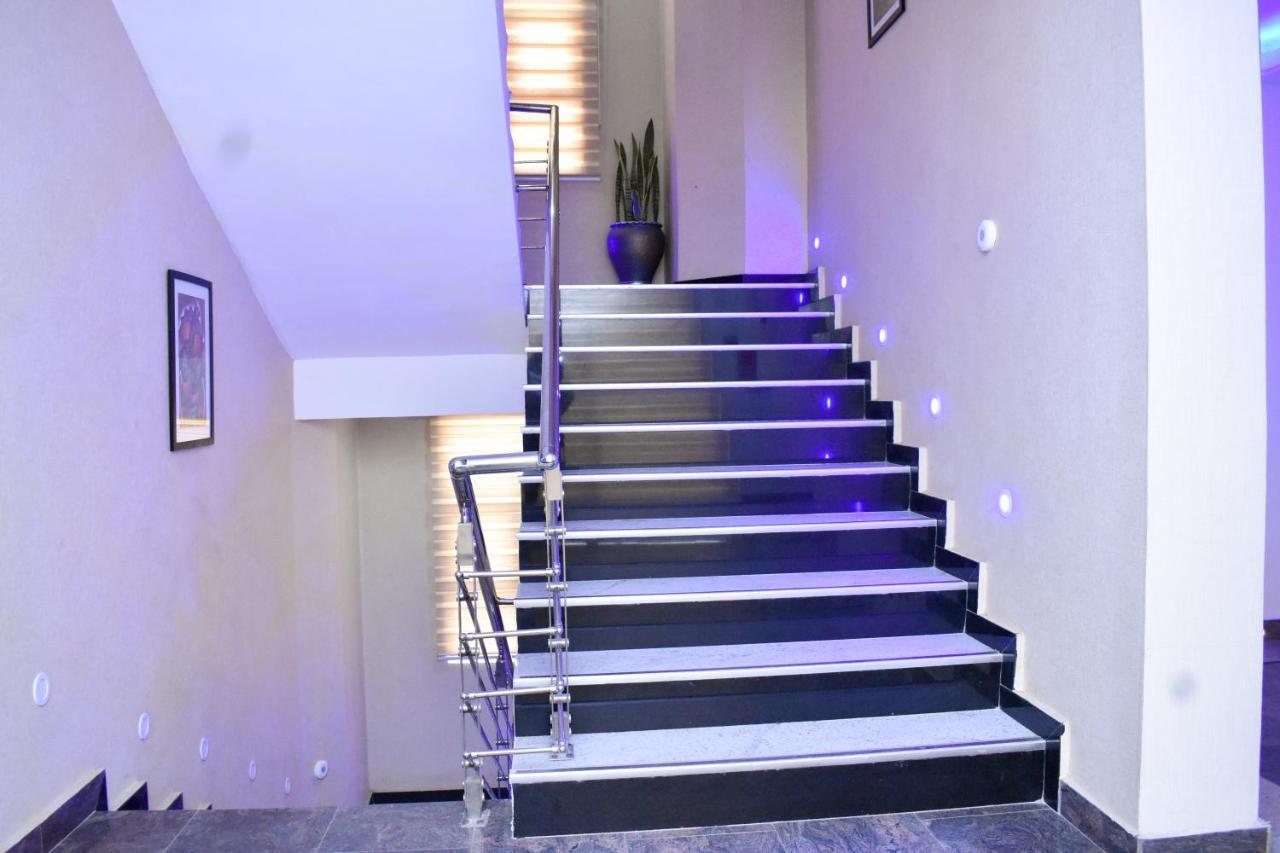 Qualibest Grand Hotels Abuja Dış mekan fotoğraf